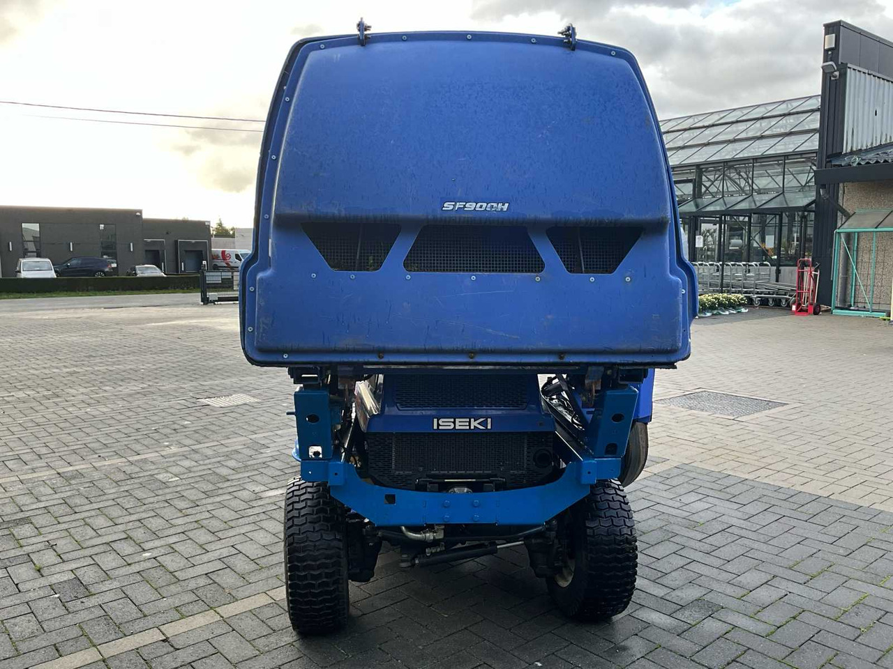 Iseki SF310 - Mulcher lâm nghiệp: hình 5 Iseki SF310 - Mulcher lâm nghiệp: hình 5