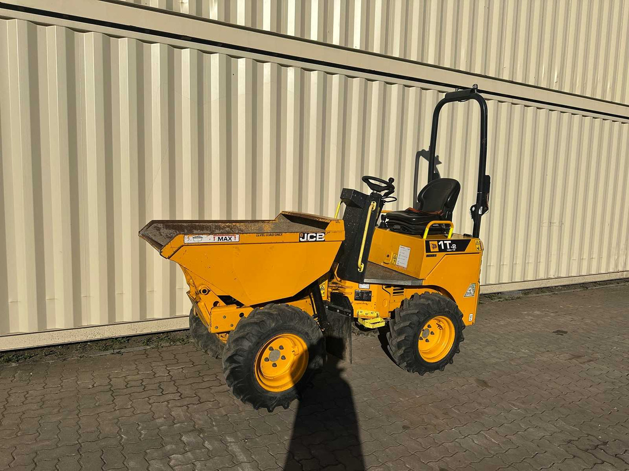 JCB 1T-2 High Tip - Xe ben đổ: hình 5 JCB 1T-2 High Tip - Xe ben đổ: hình 5