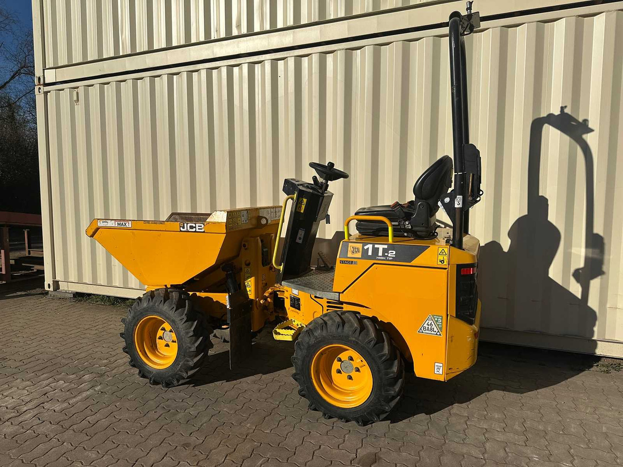JCB 1T-2 High Tip - Xe ben đổ: hình 3 JCB 1T-2 High Tip - Xe ben đổ: hình 3