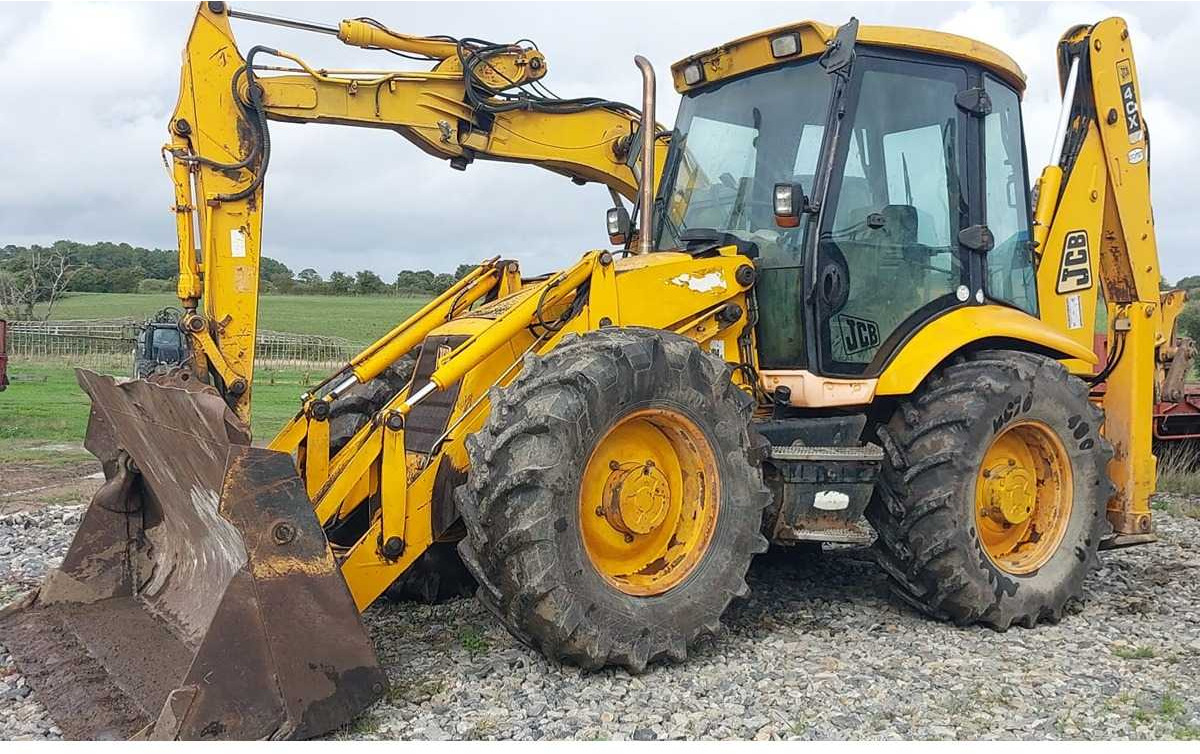 JCB 4CX BACKHOE LOADER WITH 4-IN-1 BUCKET AND TELESCOPIC BOOM - Máy xúc trước múc sau: hình 1 JCB 4CX BACKHOE LOADER WITH 4-IN-1 BUCKET AND TELESCOPIC BOOM - Máy xúc trước múc sau: hình 1