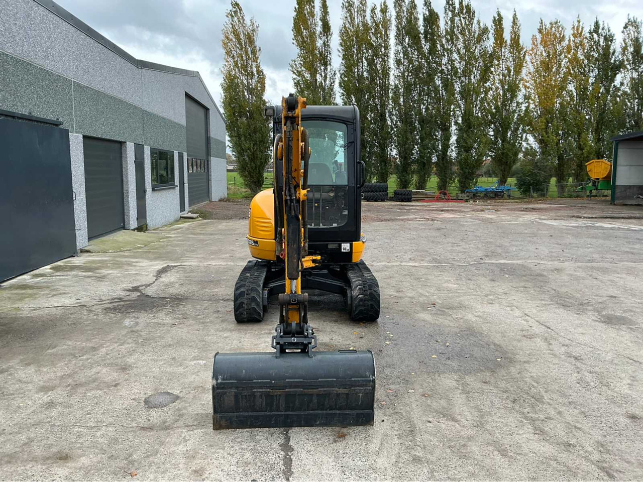 JCB 8026CTS - Máy xúc mini: hình 2 JCB 8026CTS - Máy xúc mini: hình 2