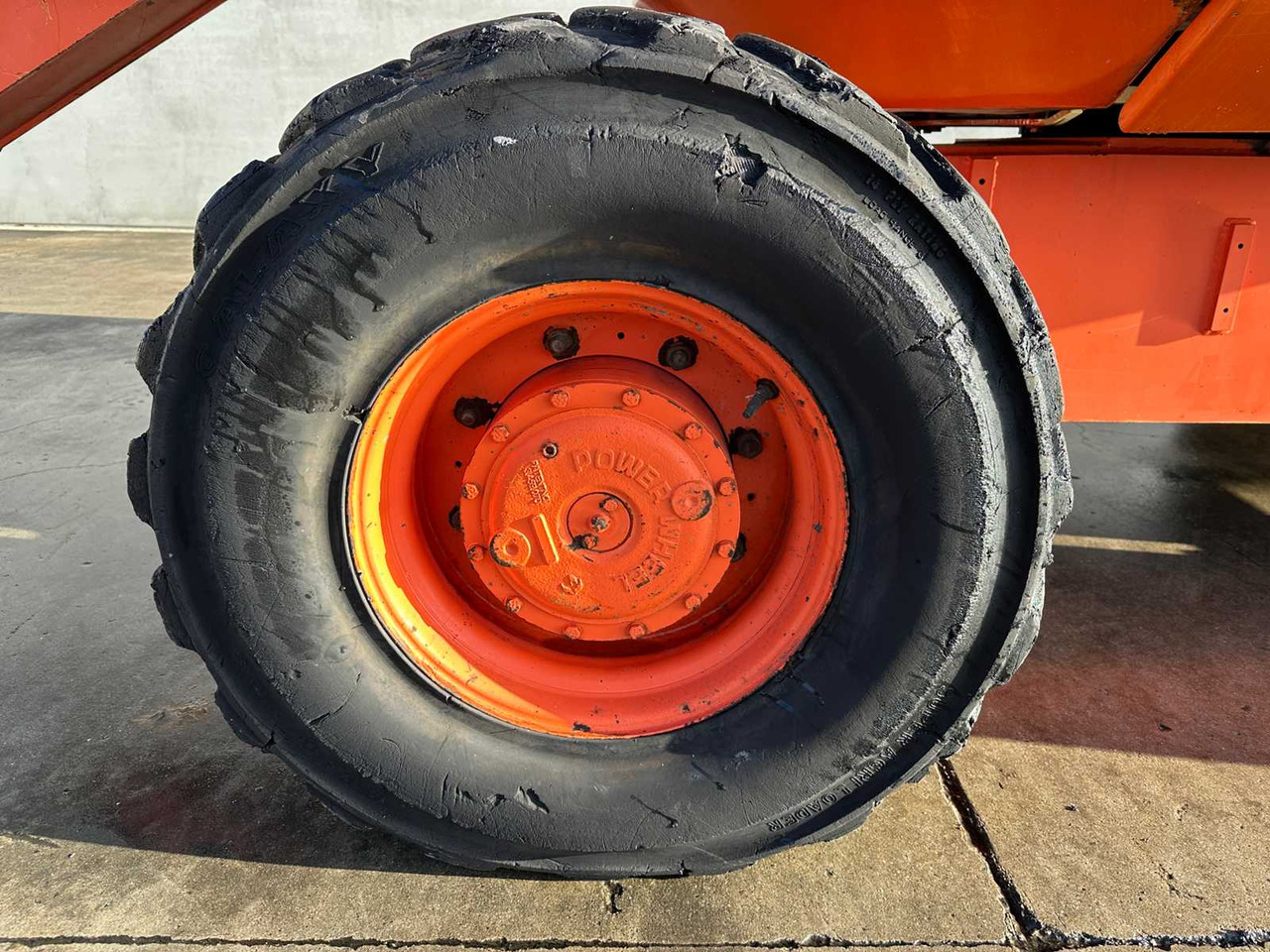 Nền bục trên không JLG - 1998 - 600AJ - AERIAL PLATFORM: hình 17 Nền bục trên không JLG - 1998 - 600AJ - AERIAL PLATFORM: hình 17