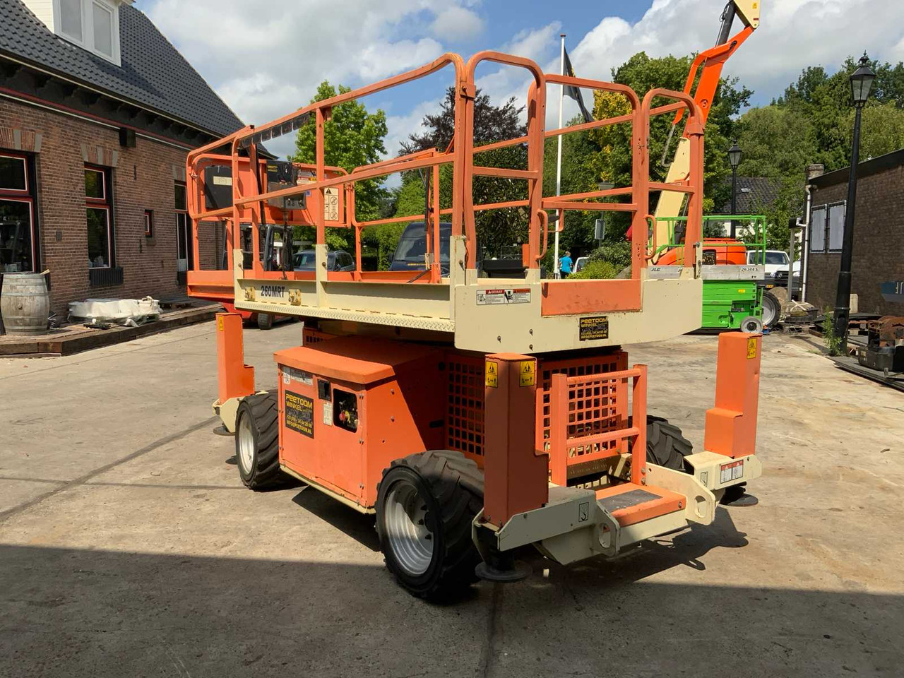 JLG 260MRT - Nền bục trên không: hình 4 JLG 260MRT - Nền bục trên không: hình 4