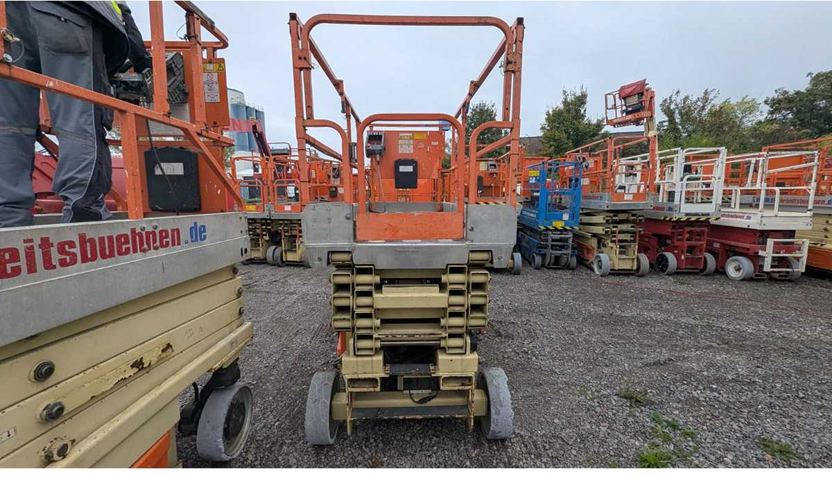 JLG 2646ES - Nền bục trên không: hình 1 JLG 2646ES - Nền bục trên không: hình 1