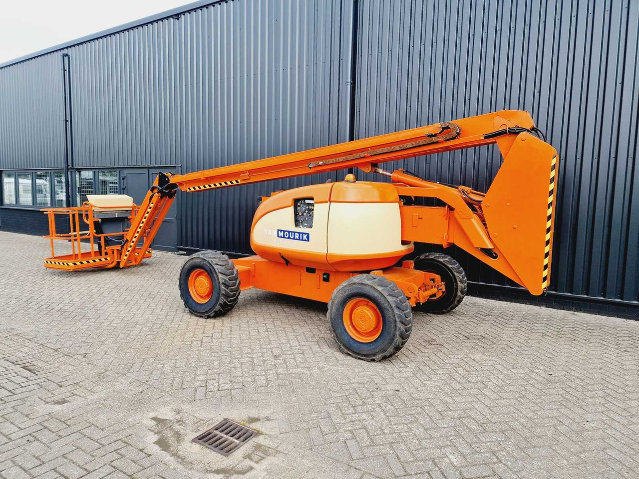 JLG 600 AJ - Nền bục trên không: hình 3 JLG 600 AJ - Nền bục trên không: hình 3