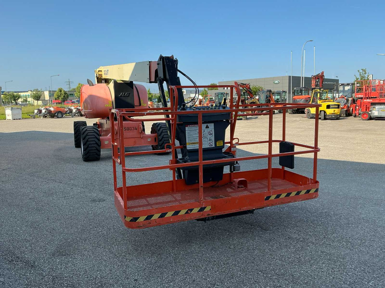 JLG 800AJ - Nền bục trên không: hình 3 JLG 800AJ - Nền bục trên không: hình 3