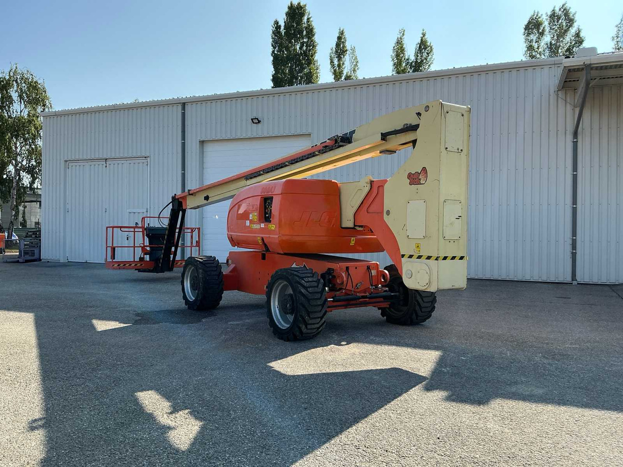JLG 800AJ - Nền bục trên không: hình 1 JLG 800AJ - Nền bục trên không: hình 1