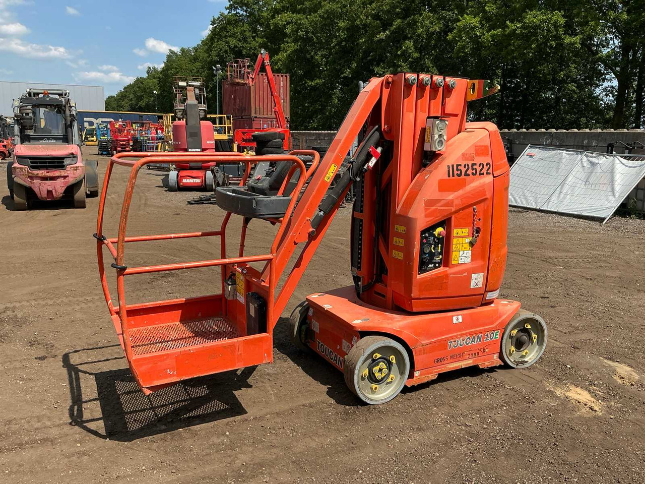 JLG TOUCAN1GE - Nền bục trên không: hình 3 JLG TOUCAN1GE - Nền bục trên không: hình 3