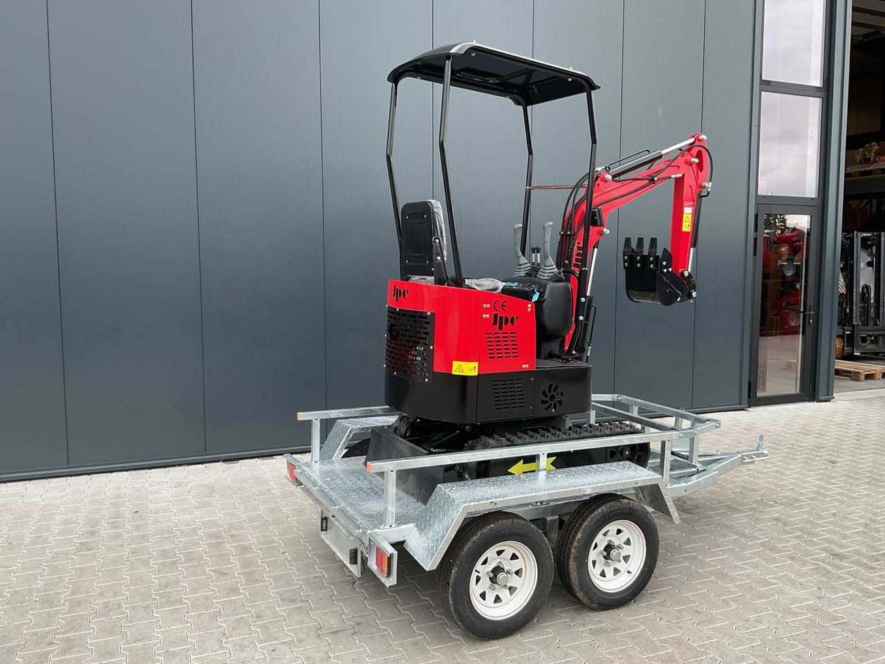 JPC HT12 met aanhangwagen - Máy xúc trước múc sau: hình 3 JPC HT12 met aanhangwagen - Máy xúc trước múc sau: hình 3