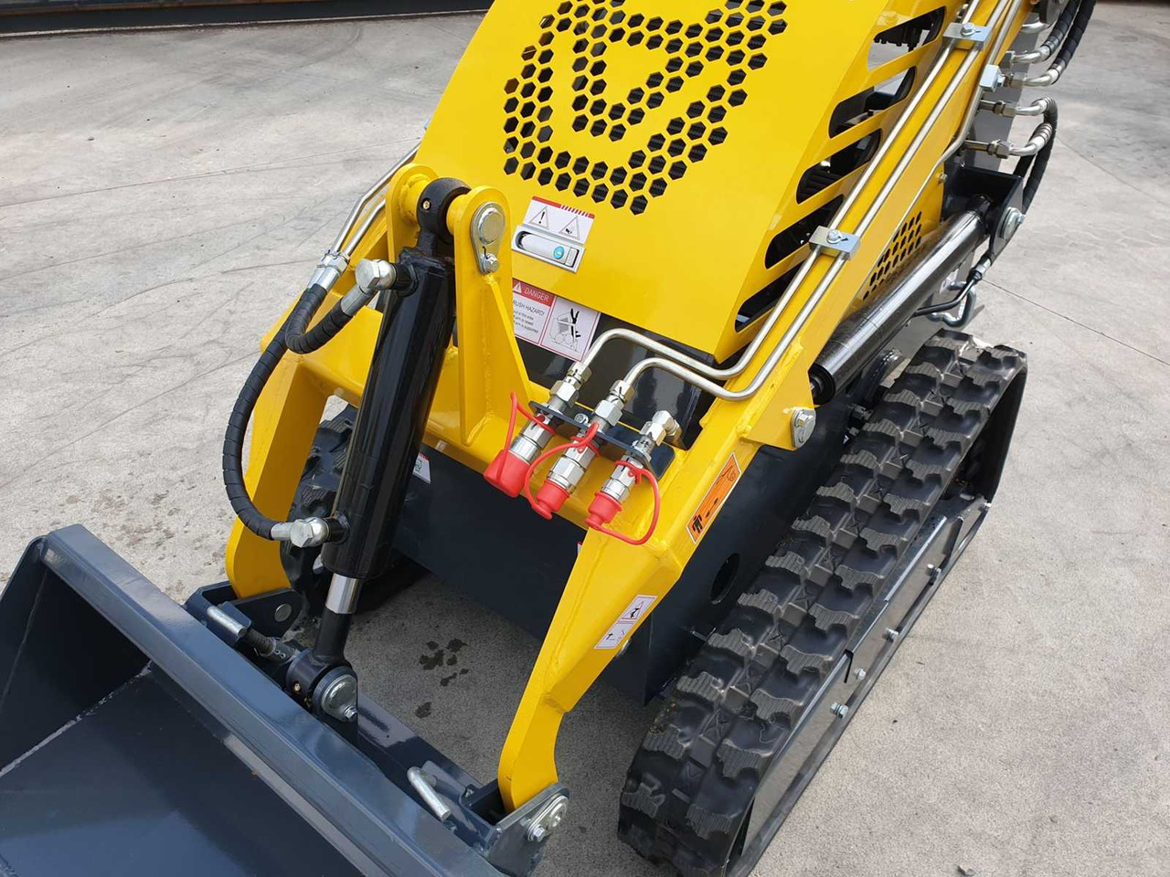 JPC HT360 MINI TRACK LOADER - Máy xúc lật bánh lốp: hình 4 JPC HT360 MINI TRACK LOADER - Máy xúc lật bánh lốp: hình 4