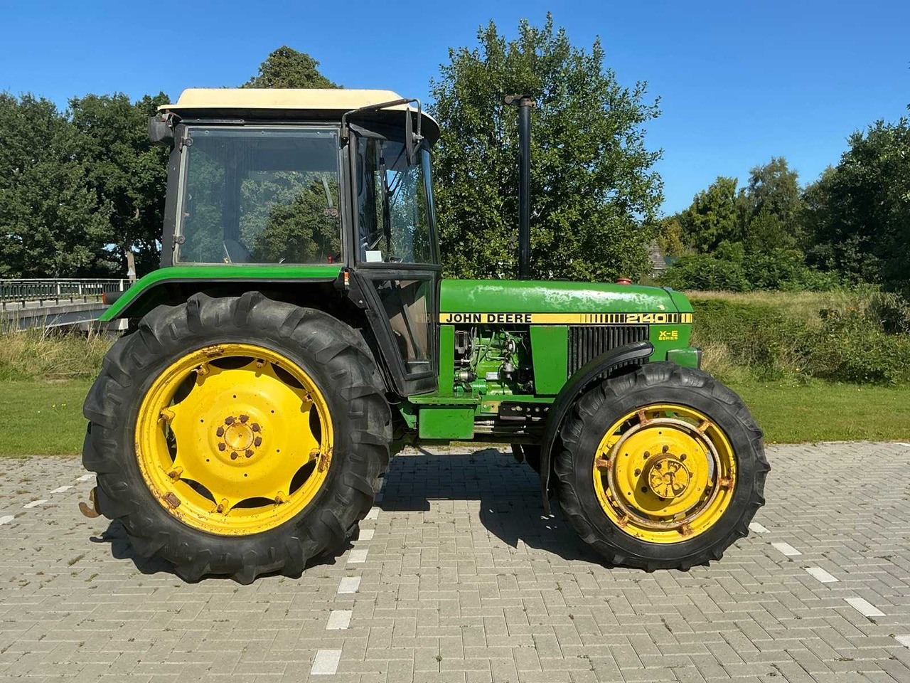John Deere 2140 - Máy cày: hình 5 John Deere 2140 - Máy cày: hình 5