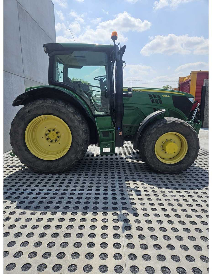 John Deere 6150R - Máy cày: hình 2 John Deere 6150R - Máy cày: hình 2