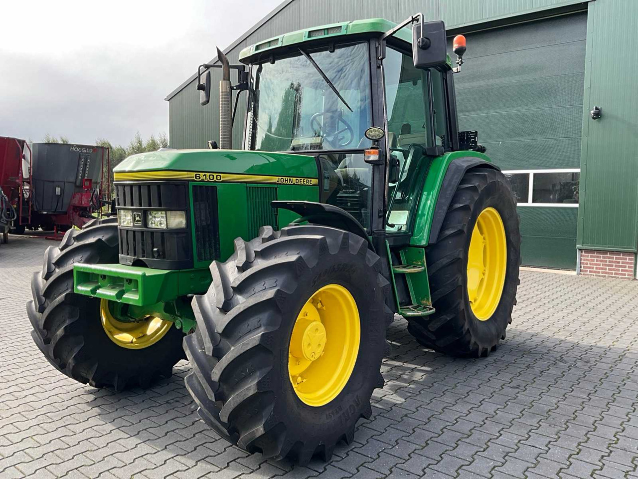 John deere 6100 - Máy cày: hình 1 John deere 6100 - Máy cày: hình 1
