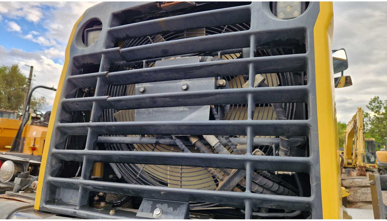 Máy xúc lật bánh lốp KOMATSU - WA270-7 - SHOVEL - 2017: hình 35