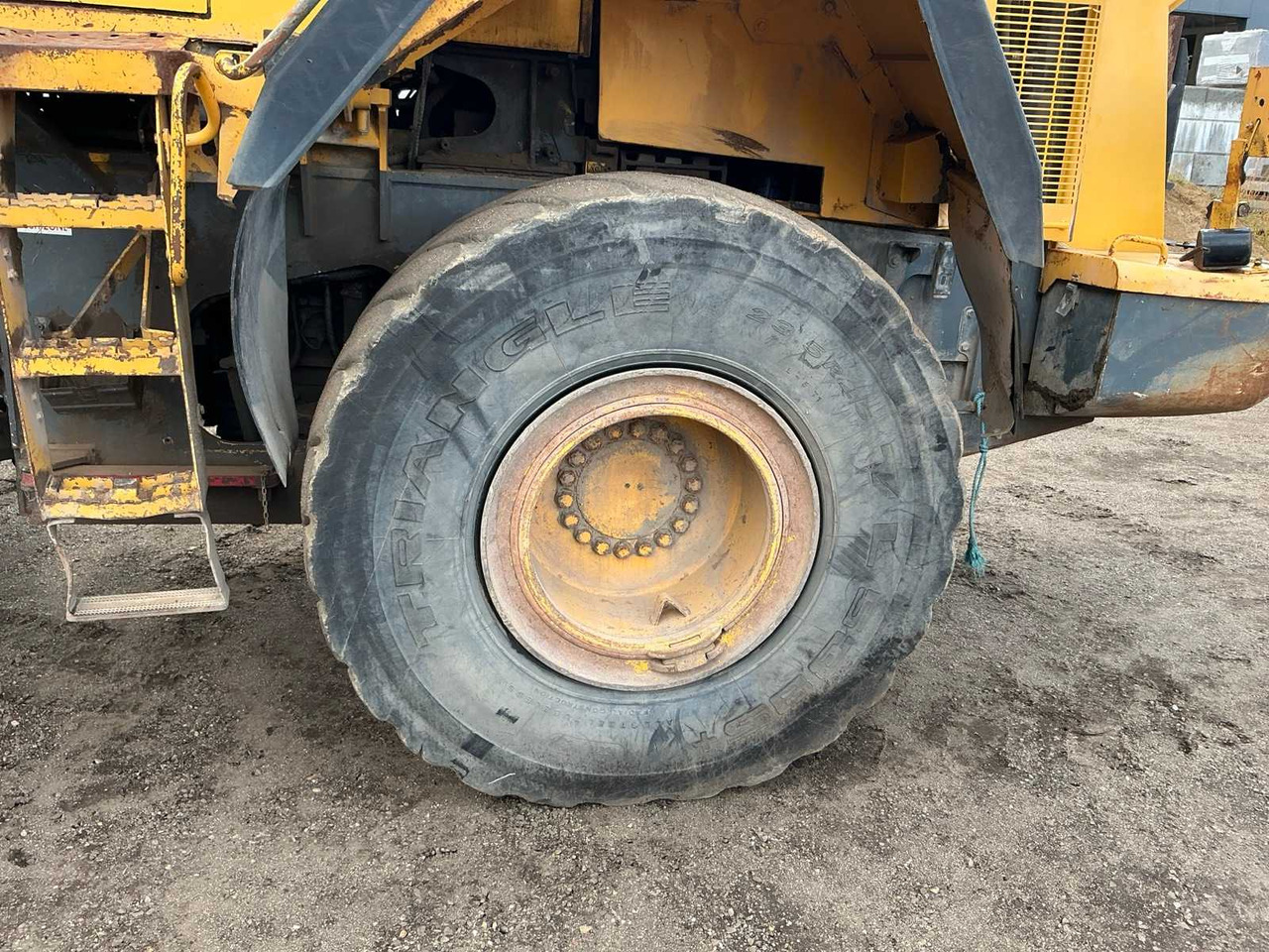 Máy xúc lật bánh lốp KOMATSU WA380 SHOVEL: hình 11 Máy xúc lật bánh lốp KOMATSU WA380 SHOVEL: hình 11