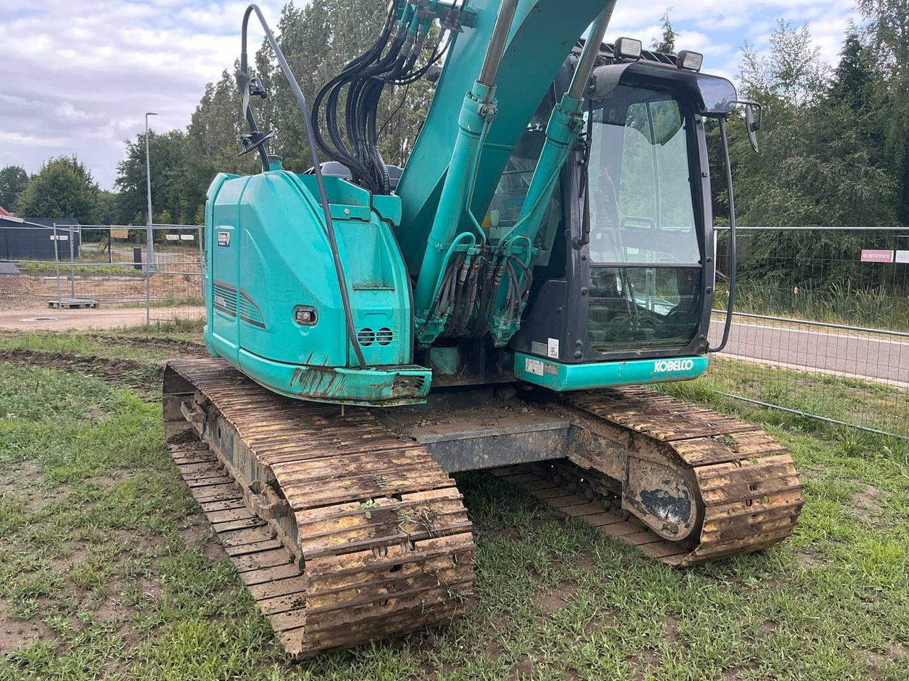 Máy xúc bánh xích Kobelco SK140 SRlc: hình 6