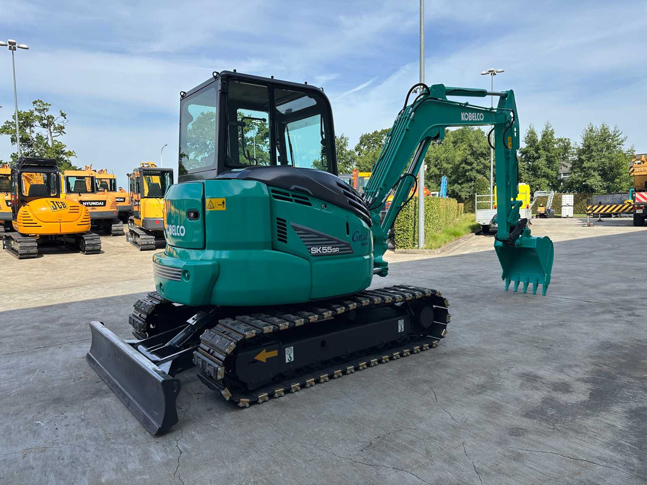 Kobelco SK55SRX-6 - Máy xúc bánh xích: hình 4 Kobelco SK55SRX-6 - Máy xúc bánh xích: hình 4