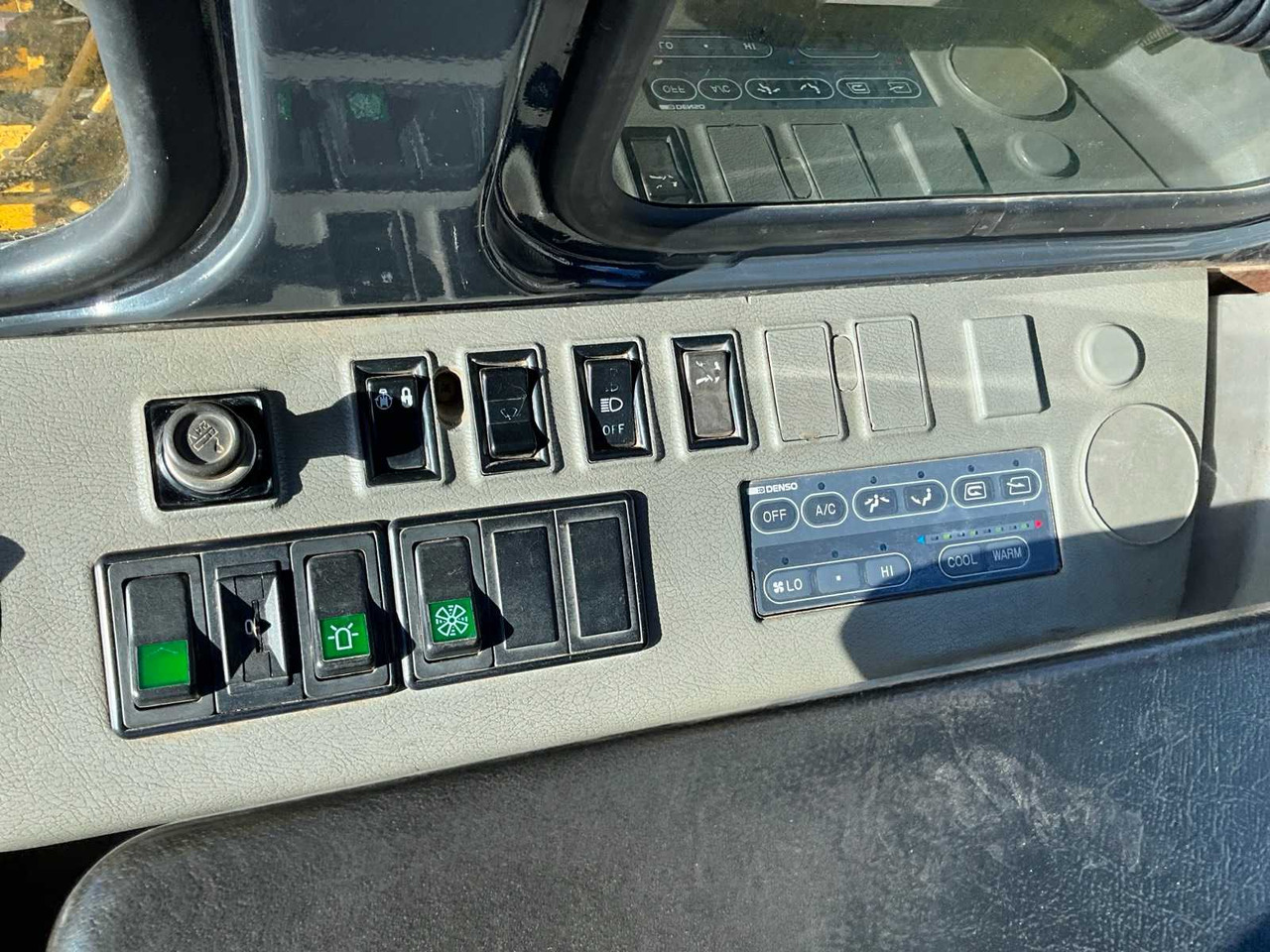 Máy xúc bánh xích Komatsu Active PC240LC: hình 19 Máy xúc bánh xích Komatsu Active PC240LC: hình 19