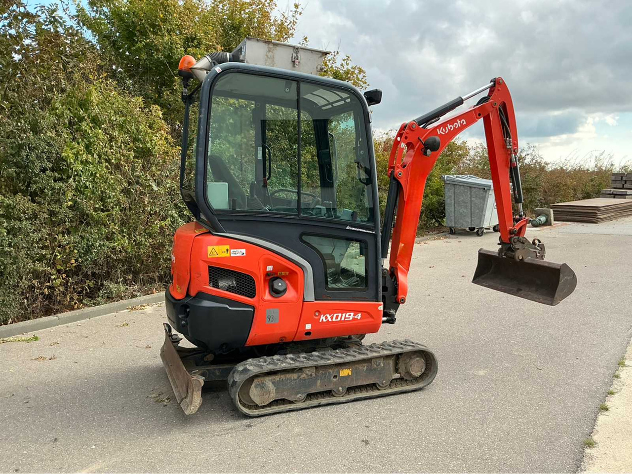 Kubota KX019-4 - Máy xúc mini: hình 5 Kubota KX019-4 - Máy xúc mini: hình 5