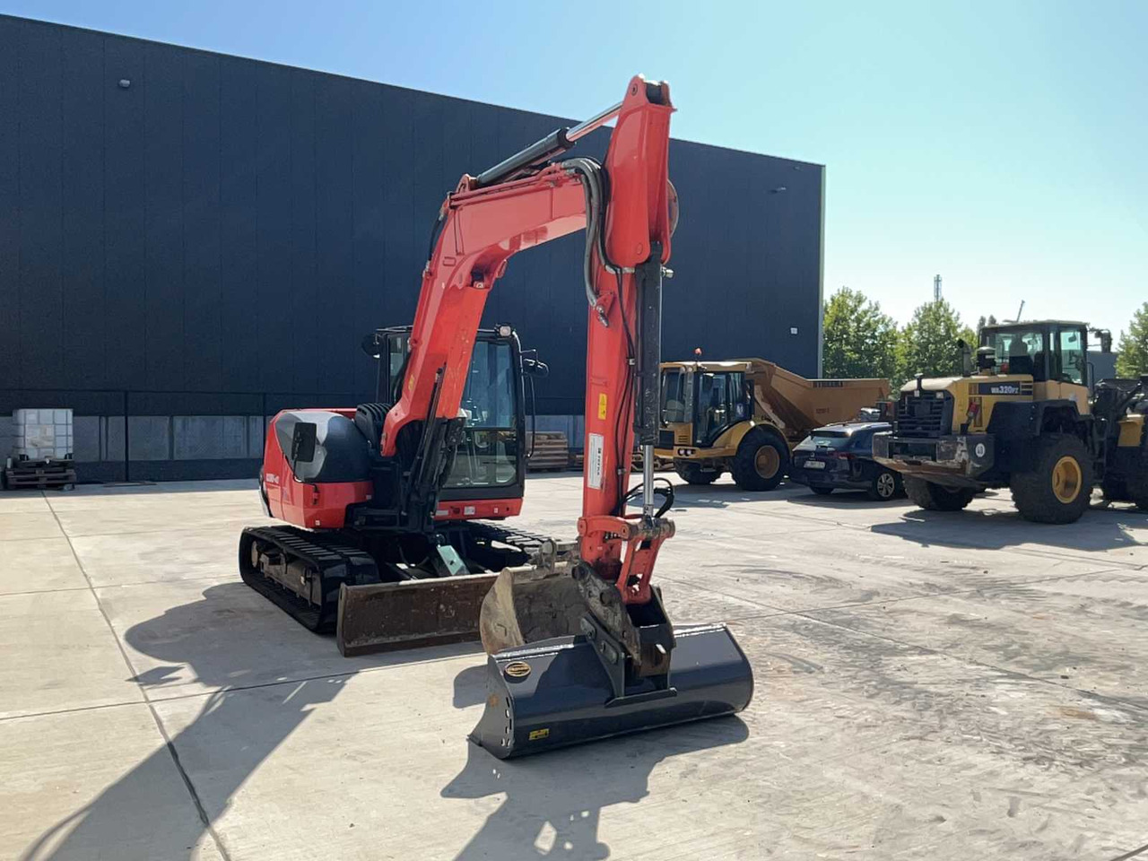 Kubota KX080-4~2 - Máy xúc bánh xích: hình 3 Kubota KX080-4~2 - Máy xúc bánh xích: hình 3