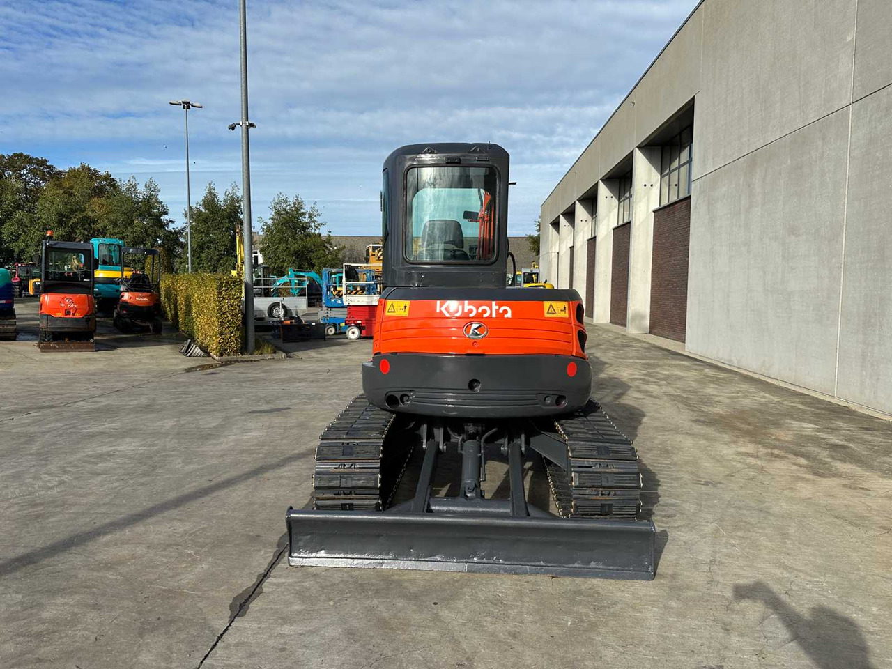 Kubota KX155-3SZ - Máy xúc bánh xích: hình 5 Kubota KX155-3SZ - Máy xúc bánh xích: hình 5