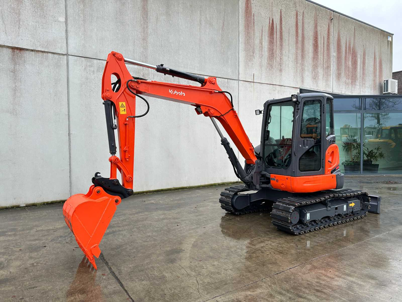 Kubota KX163-5 - Máy xúc bánh xích: hình 1 Kubota KX163-5 - Máy xúc bánh xích: hình 1
