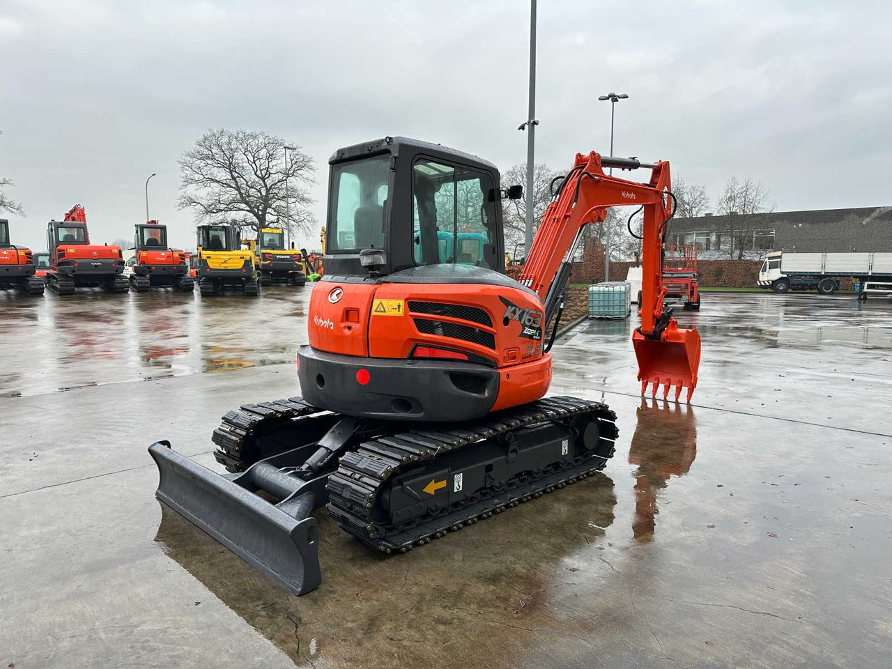 Kubota KX163-5 - Máy xúc bánh xích: hình 4 Kubota KX163-5 - Máy xúc bánh xích: hình 4
