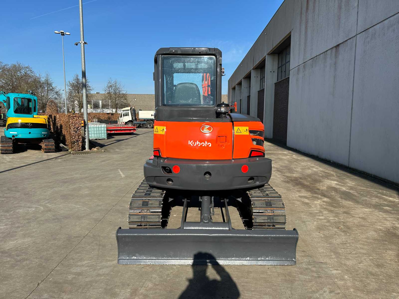 Kubota KX165-5 - Máy xúc bánh xích: hình 5 Kubota KX165-5 - Máy xúc bánh xích: hình 5