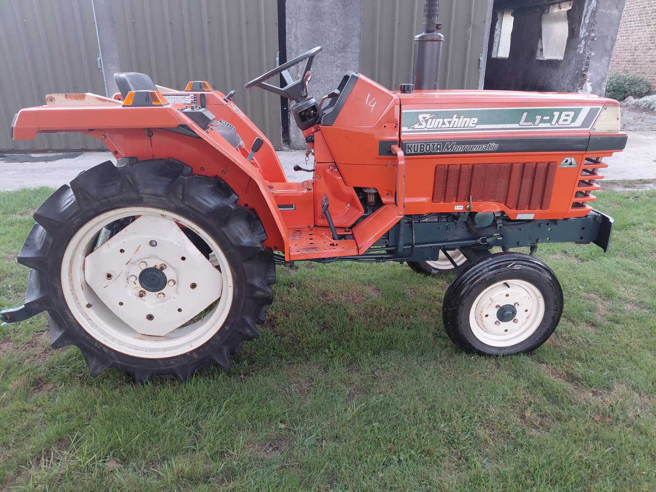 Kubota L1-18 - Máy cày mini: hình 3 Kubota L1-18 - Máy cày mini: hình 3