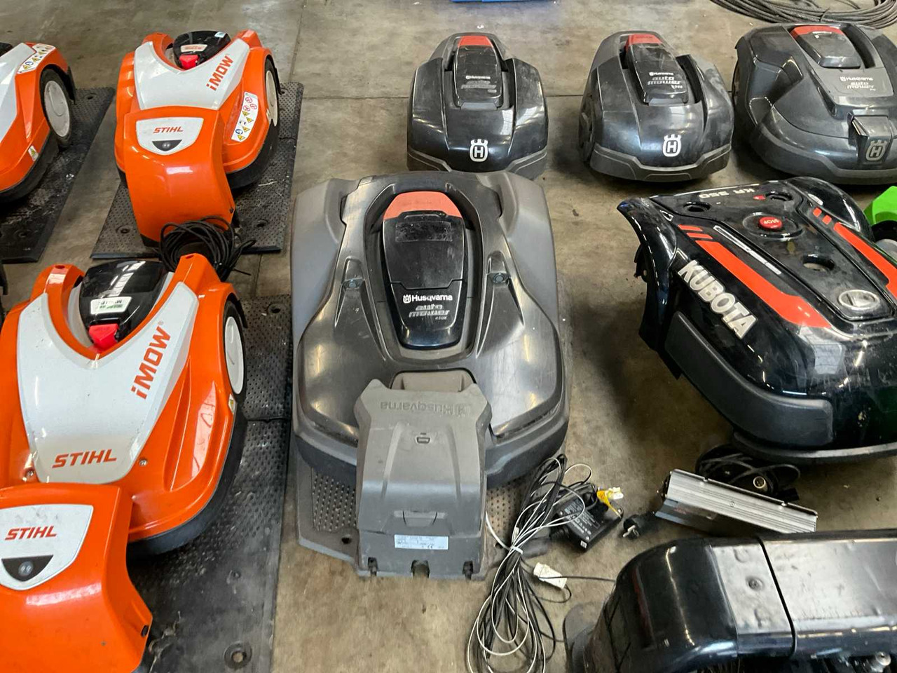 Kubota/Viking/Husqvarna - Máy cắt cỏ vườn: hình 4 Kubota/Viking/Husqvarna - Máy cắt cỏ vườn: hình 4