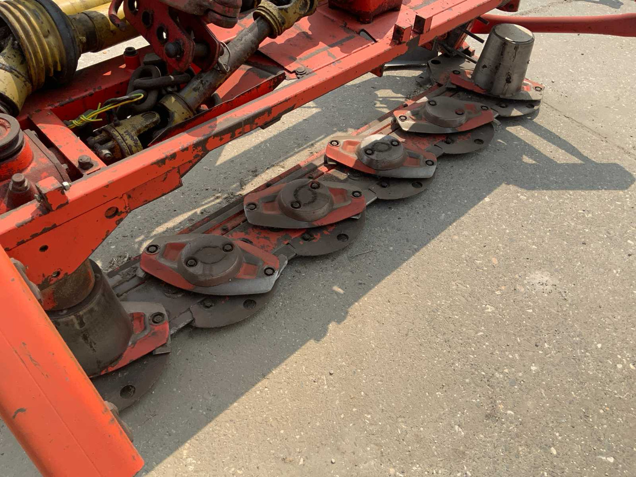 Kuhn - Dàn băm cỏ/ Mulcher: hình 3 Kuhn - Dàn băm cỏ/ Mulcher: hình 3