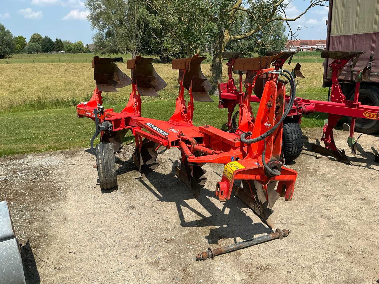Kuhn Multimaster 123 - Cày: hình 1 Kuhn Multimaster 123 - Cày: hình 1