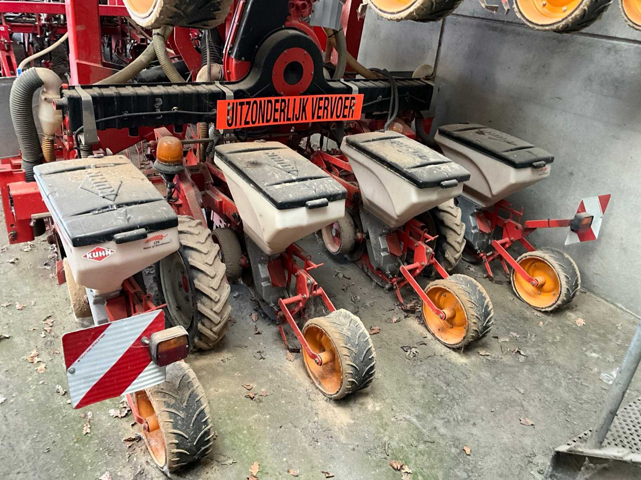 Kuhn Planter 2 - Máy gieo hạt chính xác: hình 3 Kuhn Planter 2 - Máy gieo hạt chính xác: hình 3