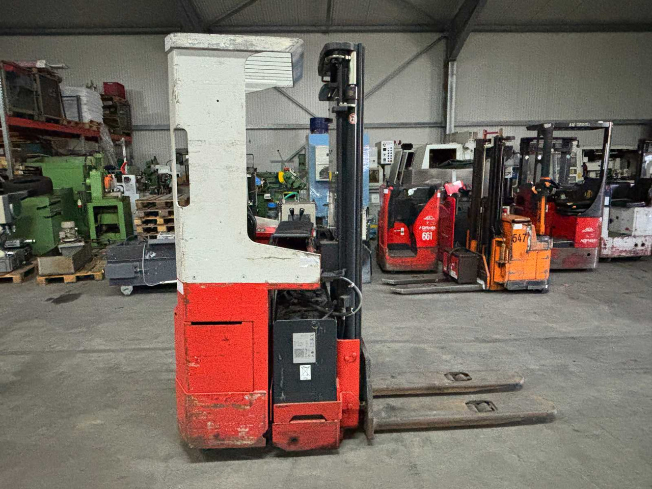 LANSING EFI 12.5 REACH FORKLIFT - Xe nâng: hình 1 LANSING EFI 12.5 REACH FORKLIFT - Xe nâng: hình 1