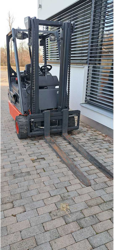 LINDE - E18C-02 - 2004 - FORKLIFT TRUCKS - Xe nâng: hình 2 LINDE - E18C-02 - 2004 - FORKLIFT TRUCKS - Xe nâng: hình 2