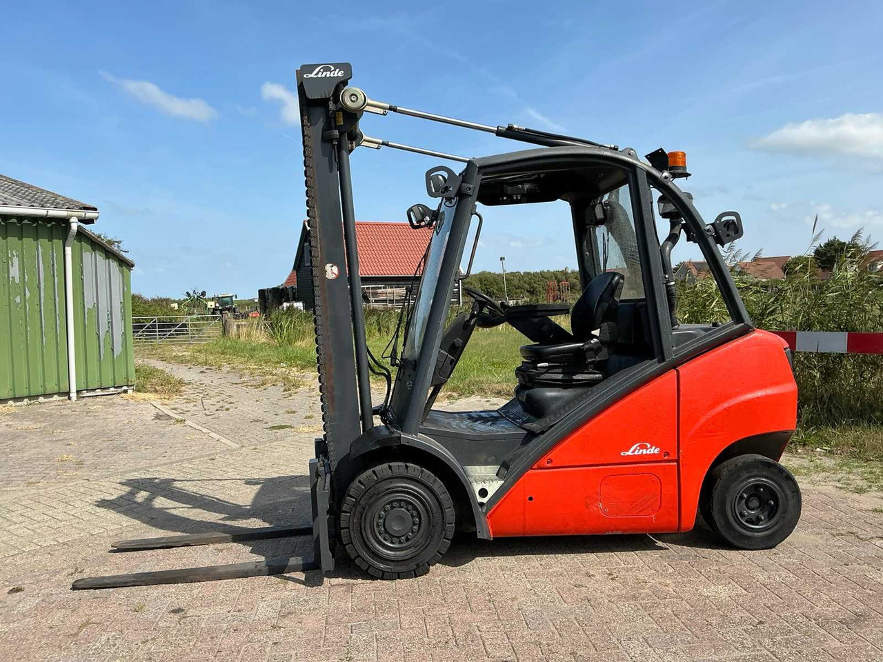 LINDE H25D FORKLIFT TRUCK - Xe nâng: hình 1 LINDE H25D FORKLIFT TRUCK - Xe nâng: hình 1