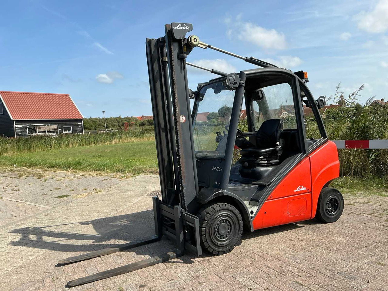 LINDE H25D FORKLIFT TRUCK - Xe nâng: hình 2 LINDE H25D FORKLIFT TRUCK - Xe nâng: hình 2
