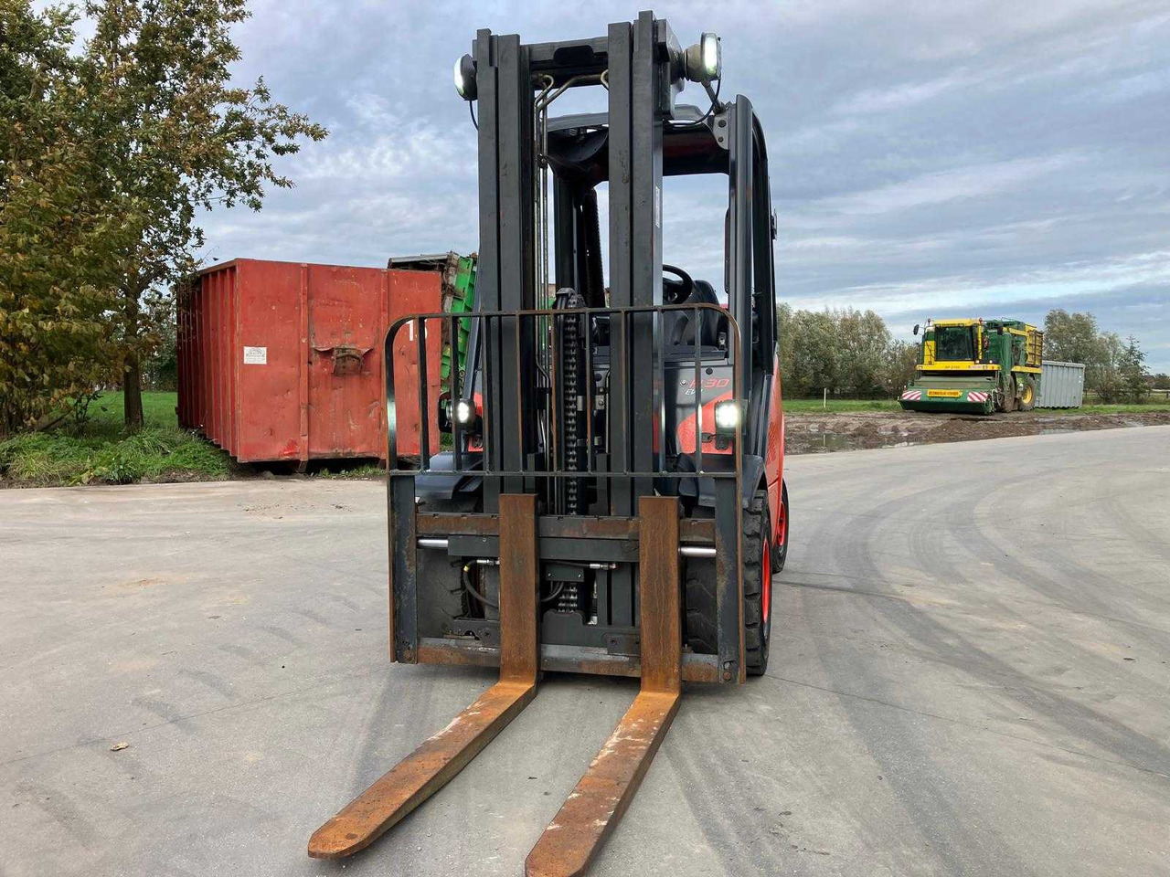 LINDE H30T-02 FORKLIFT 2019 - Xe nâng: hình 3 LINDE H30T-02 FORKLIFT 2019 - Xe nâng: hình 3