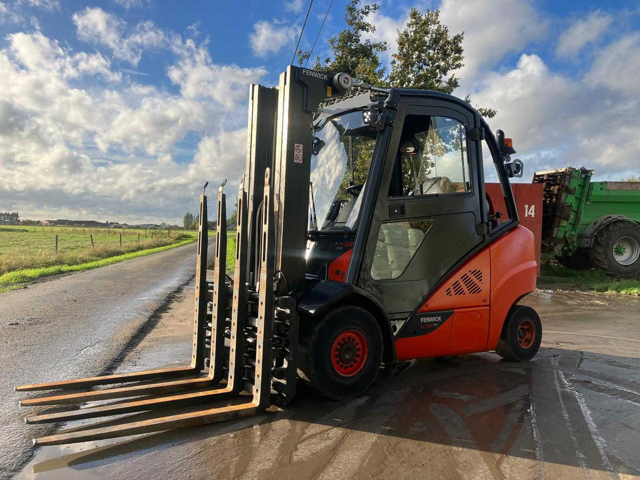 LINDE H35T-02 FORKLIFT TRUCK 2018 - Xe nâng: hình 1 LINDE H35T-02 FORKLIFT TRUCK 2018 - Xe nâng: hình 1