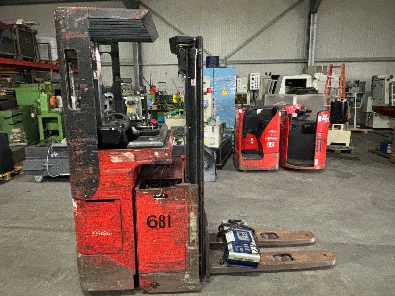LINDE L 16 REACH FORKLIFT - Xe nâng: hình 1 LINDE L 16 REACH FORKLIFT - Xe nâng: hình 1