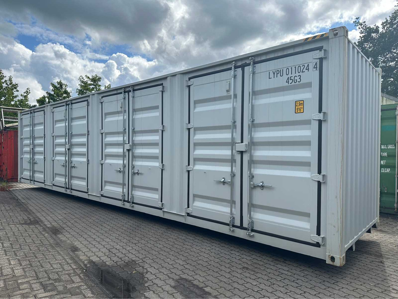 LYPU 40 ft High Cube - Container biển: hình 1 LYPU 40 ft High Cube - Container biển: hình 1