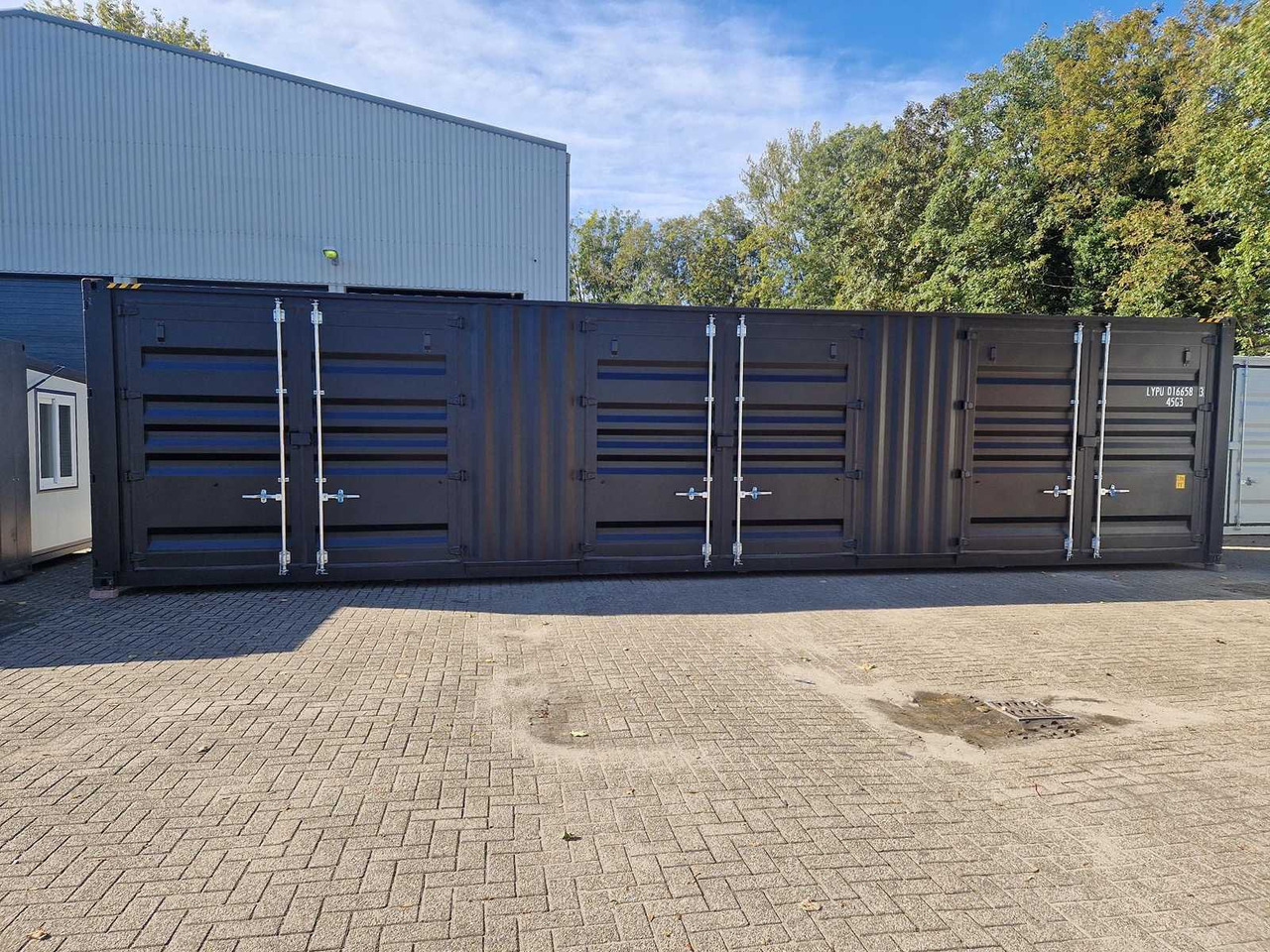 LYPU 40ft high cube zeecontainer met zijdeuren - Container biển: hình 1 LYPU 40ft high cube zeecontainer met zijdeuren - Container biển: hình 1