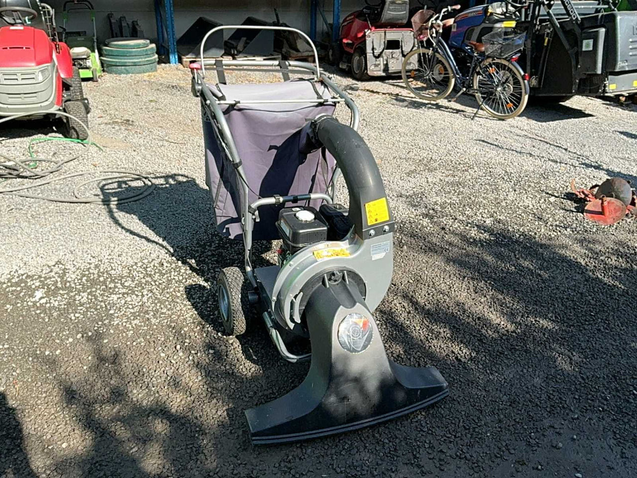 Laubsauger LS100 - Trang thiết bị vườn: hình 5 Laubsauger LS100 - Trang thiết bị vườn: hình 5