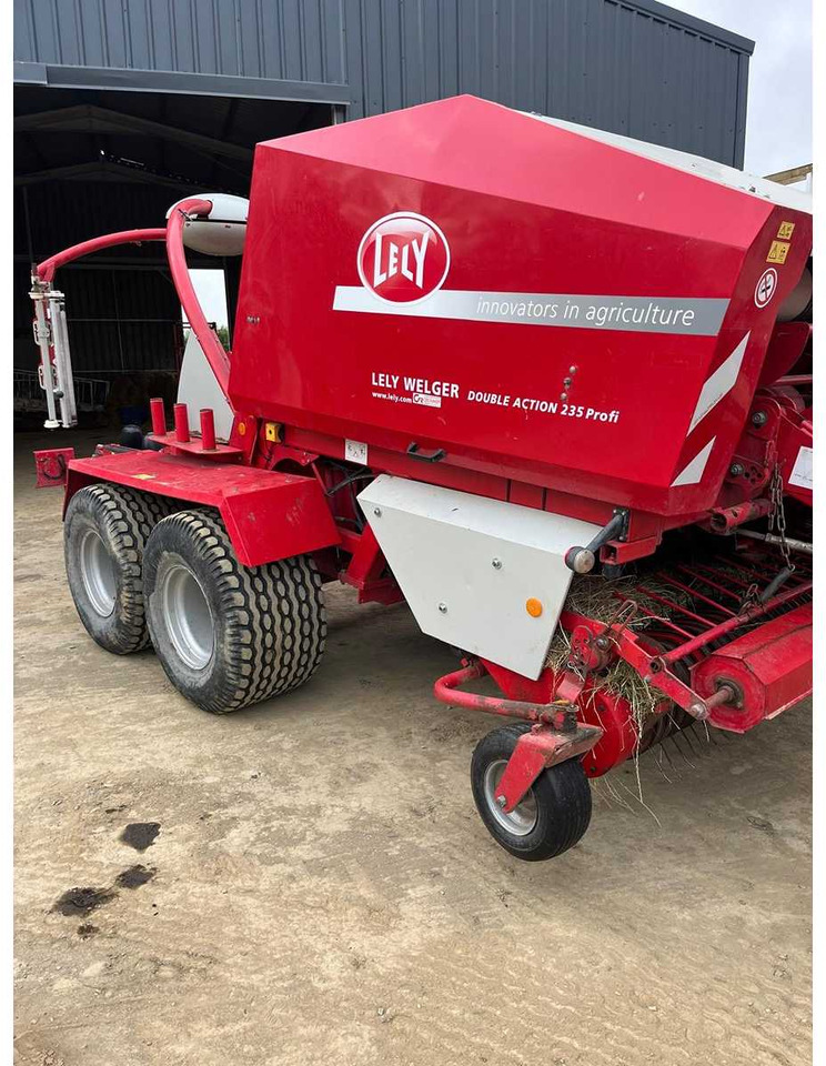 Lely Double Action 235 Profi - Máy đóng kiện tròn, Máy gói kiện: hình 4 Lely Double Action 235 Profi - Máy đóng kiện tròn, Máy gói kiện: hình 4