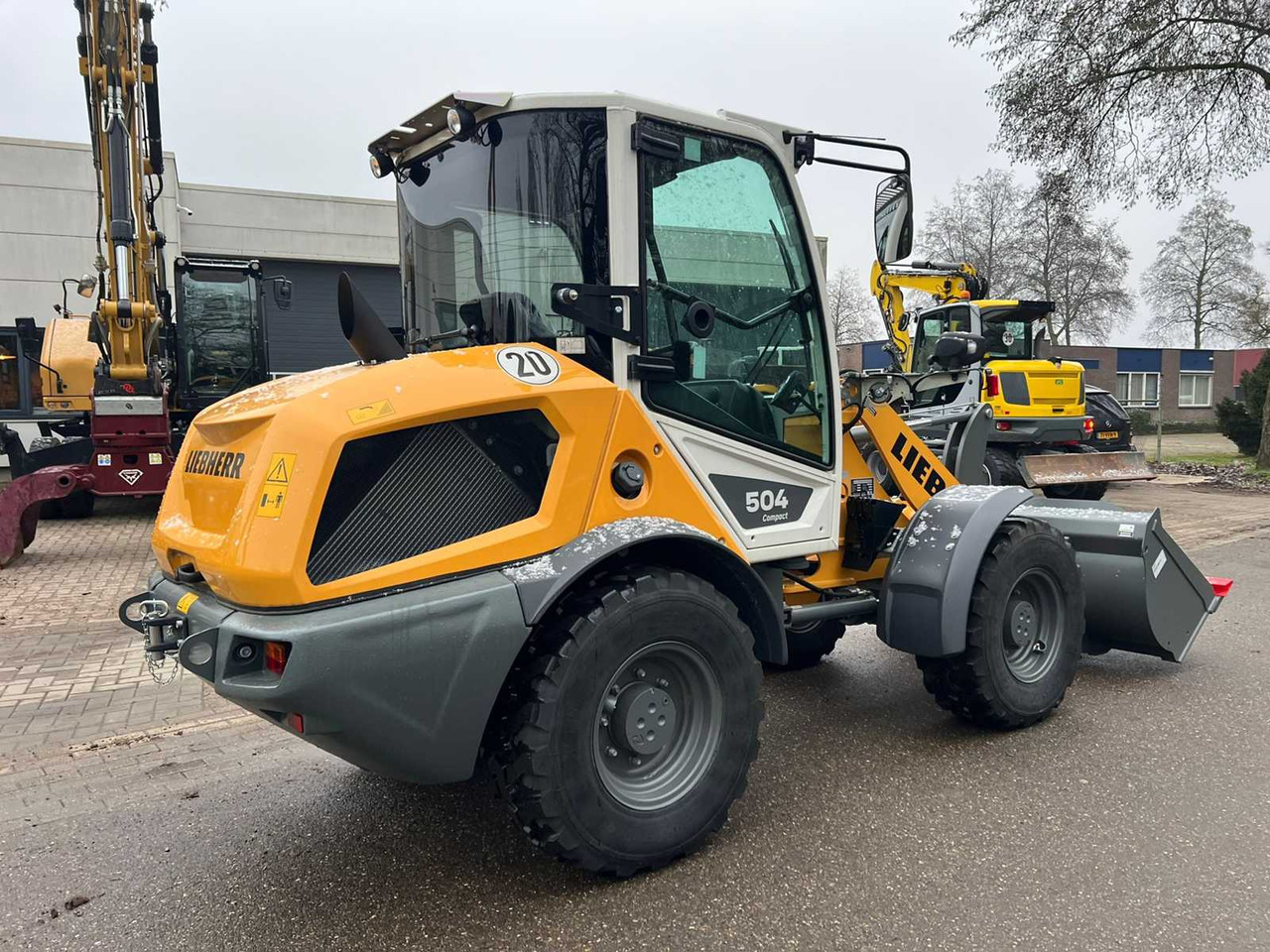 Liebherr L504 Compact - Máy xúc lật bánh lốp: hình 3 Liebherr L504 Compact - Máy xúc lật bánh lốp: hình 3