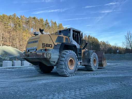 Liebherr L580 - Máy xúc lật bánh lốp: hình 5 Liebherr L580 - Máy xúc lật bánh lốp: hình 5