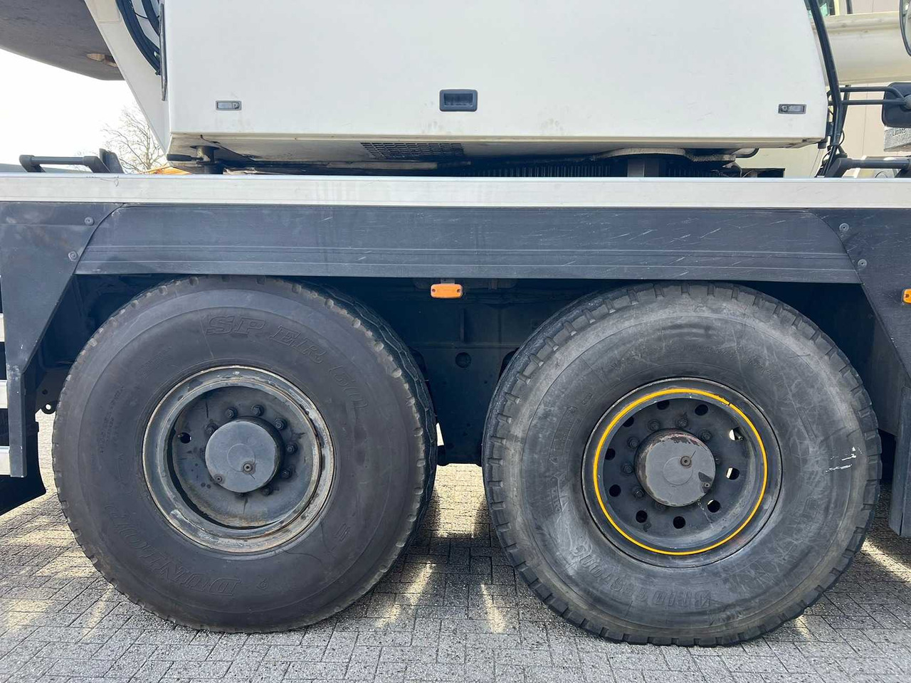 Liebherr LTM1060/2 - Cần cẩu: hình 5 Liebherr LTM1060/2 - Cần cẩu: hình 5