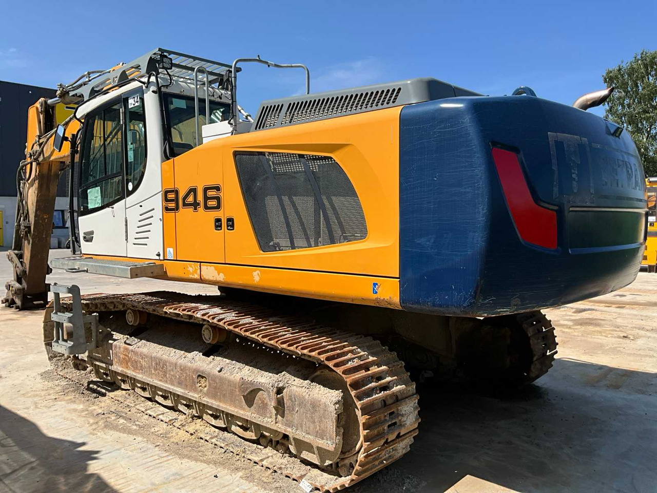 Liebherr R946LC - Máy xúc bánh xích: hình 5 Liebherr R946LC - Máy xúc bánh xích: hình 5