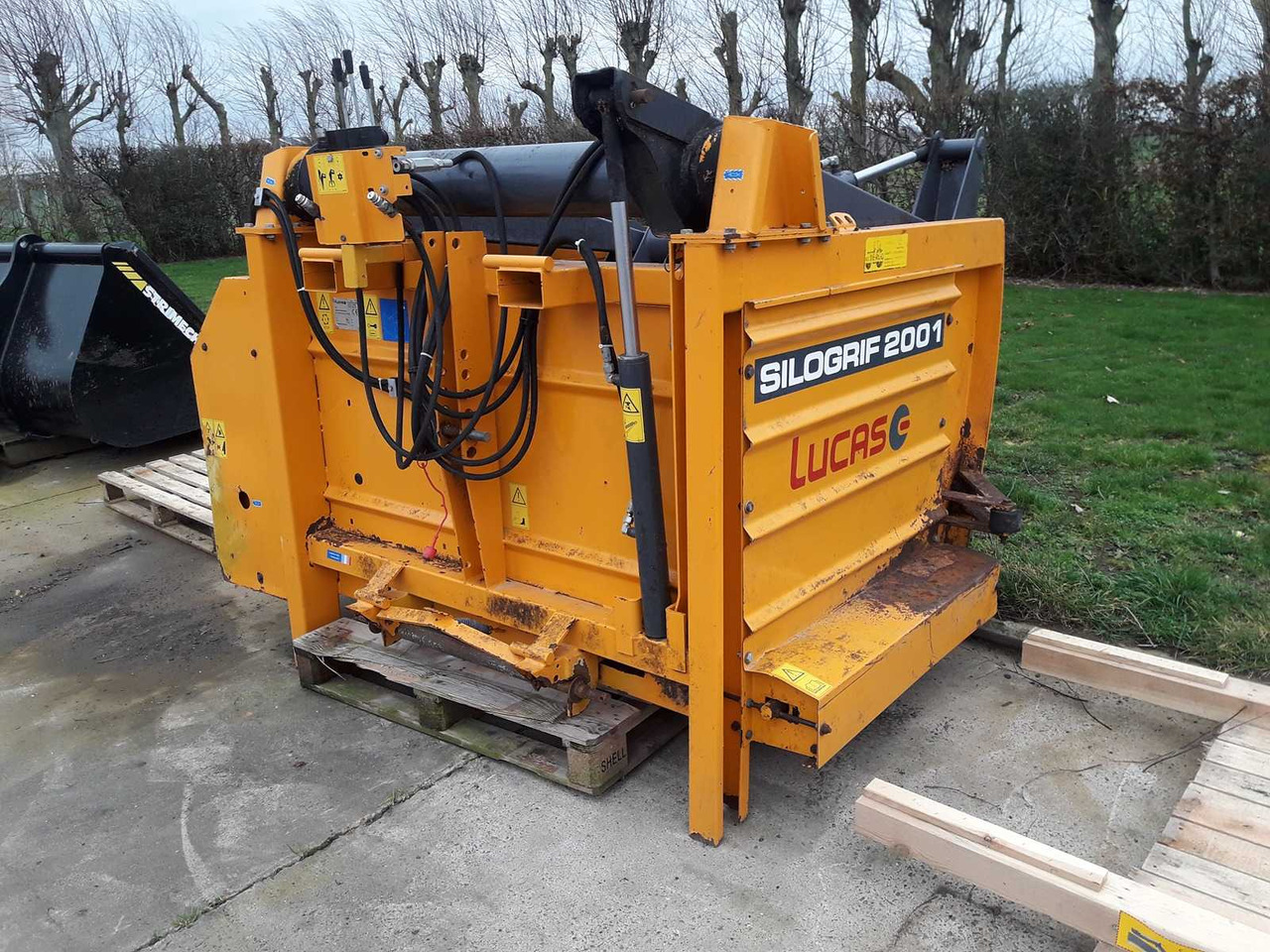 Lucas BG - Trang thiết bị gia súc: hình 2 Lucas BG - Trang thiết bị gia súc: hình 2