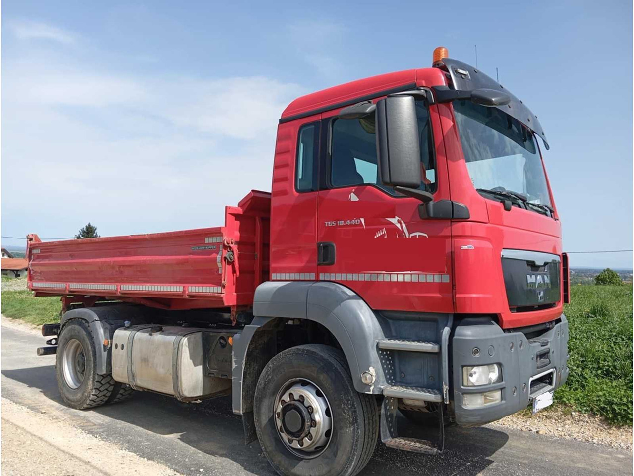 MAN TGS 18.440 - Xe ben đổ: hình 2 MAN TGS 18.440 - Xe ben đổ: hình 2